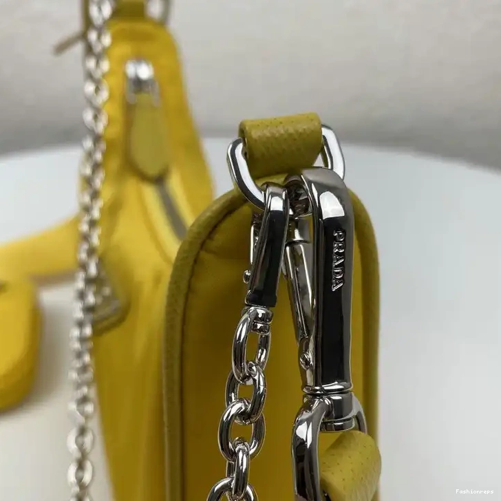 Fashionrepsfam ru Bags 20DJ570095 Prada 0714